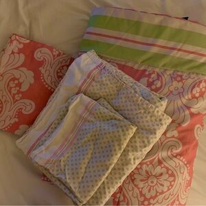 Tommy Hilfiger Pink and Green Twin Comforter Set